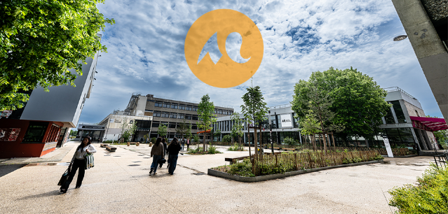 parvis de l'universit&eacute; Bordeaux Montaigne