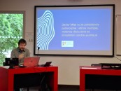 M. Dagatti présentant une conférence
