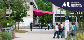 Vue de la galerie rose &agrave; c&ocirc;t&eacute; de l'amphi 700